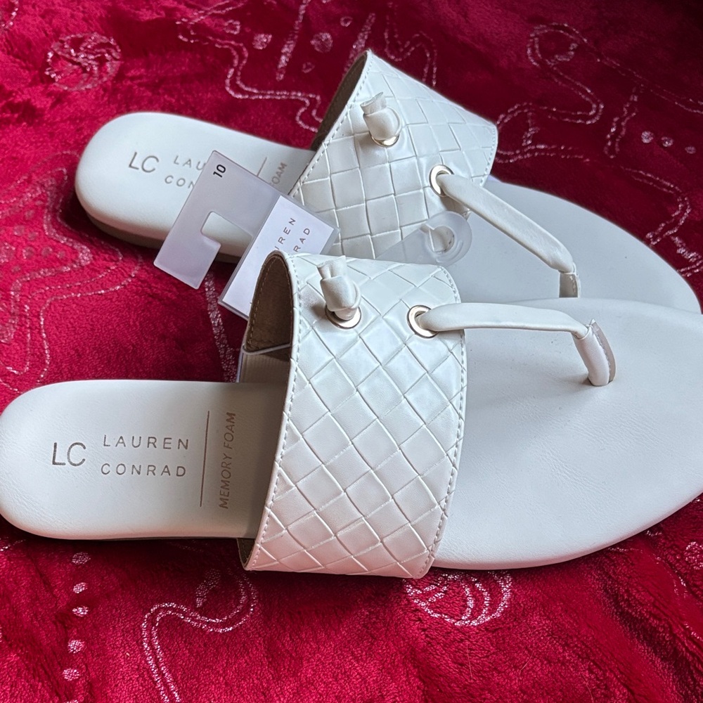 LC Lauren Conrad White Woven Thong Slide Sandals